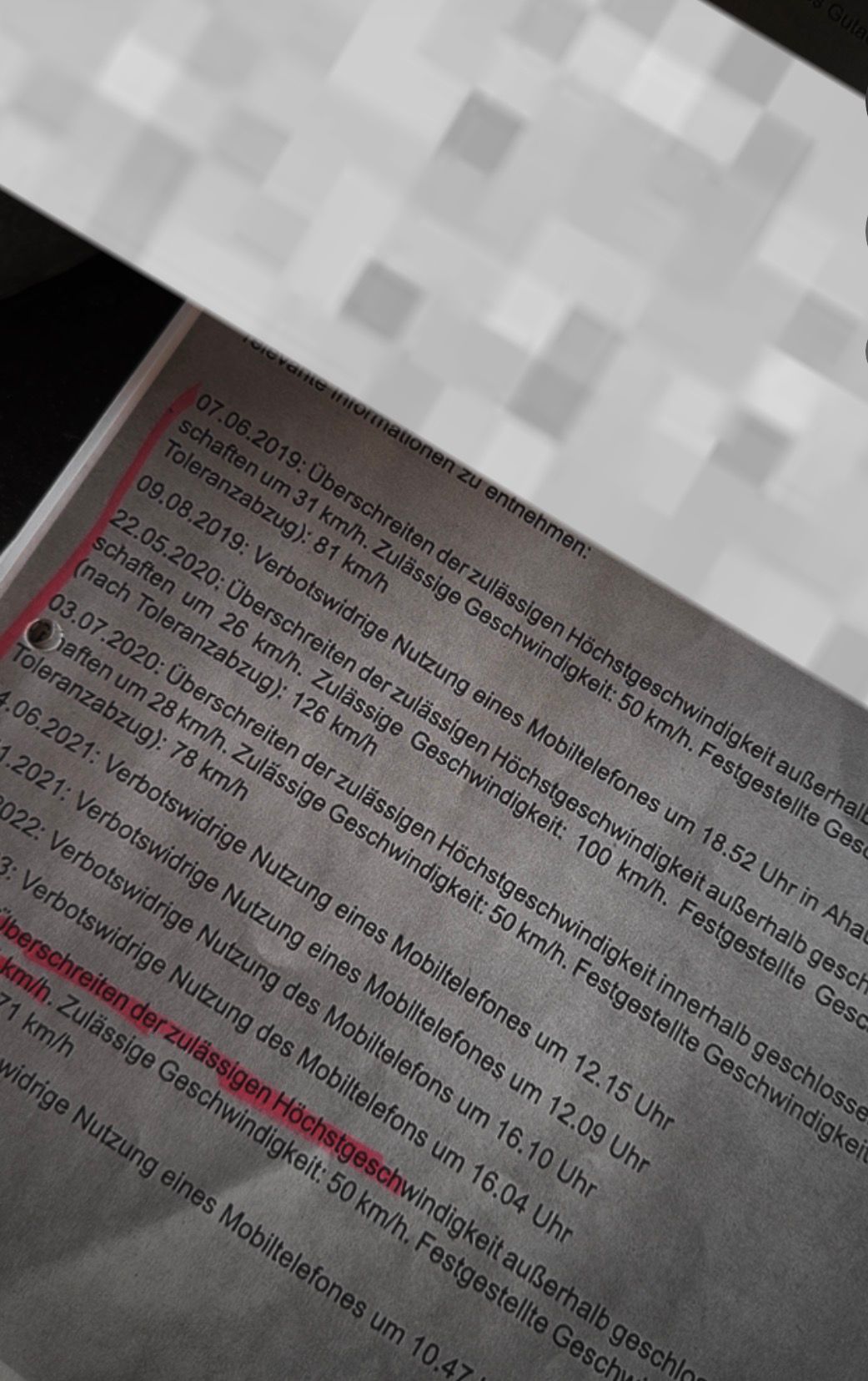 MPU-Akte mit dokumentierten Vorfällen